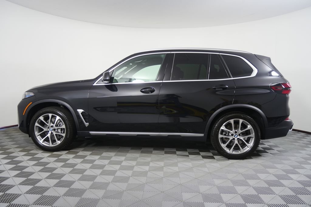 Certified Used 2026 Black Sapphire Metallic BMW sDrive40i image 6