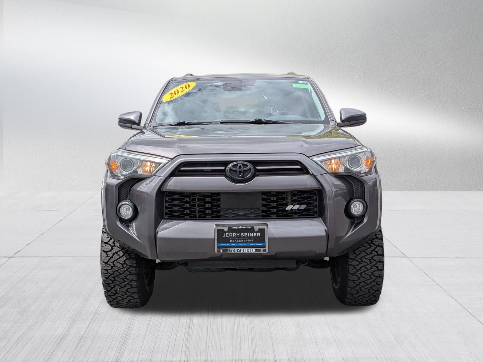 2020 Toyota 4Runner SR5 - Photo 8