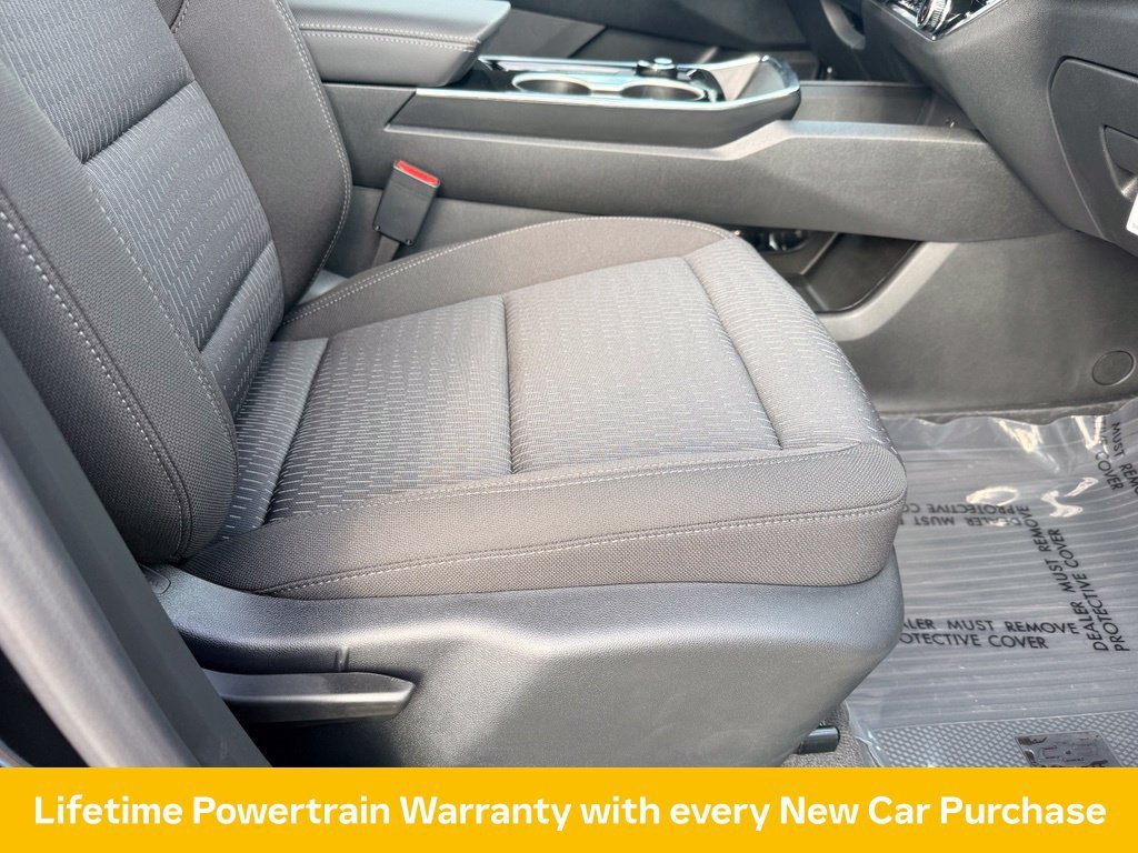 2027 Chevrolet Equinox LT - Photo 15
