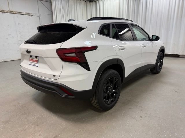 New 2026 Summit White Chevrolet LT image 5