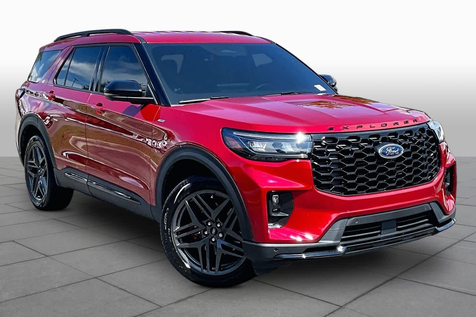 Certified Pre-Owned 2025 Ford Explorer ST-Line