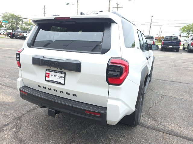 New 2026 White Toyota SR5 image 7