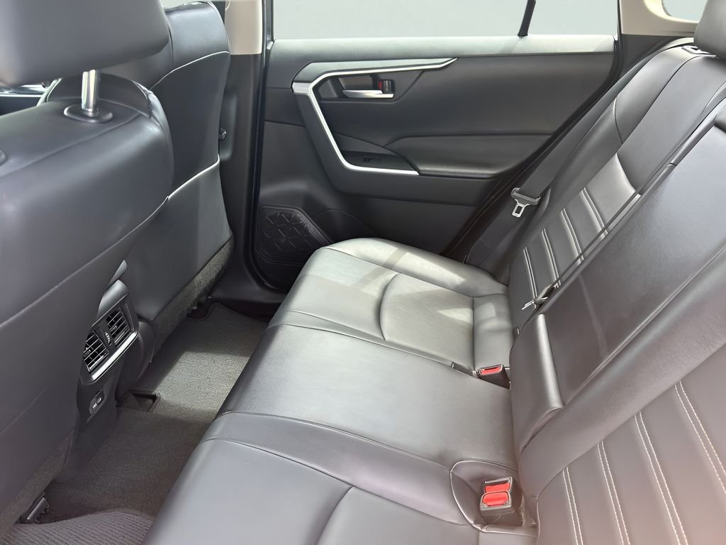 2025 Toyota RAV4 XLE Premium - Photo 29