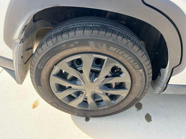 Used 2025 WIND CHILL PEARL Toyota  image 8