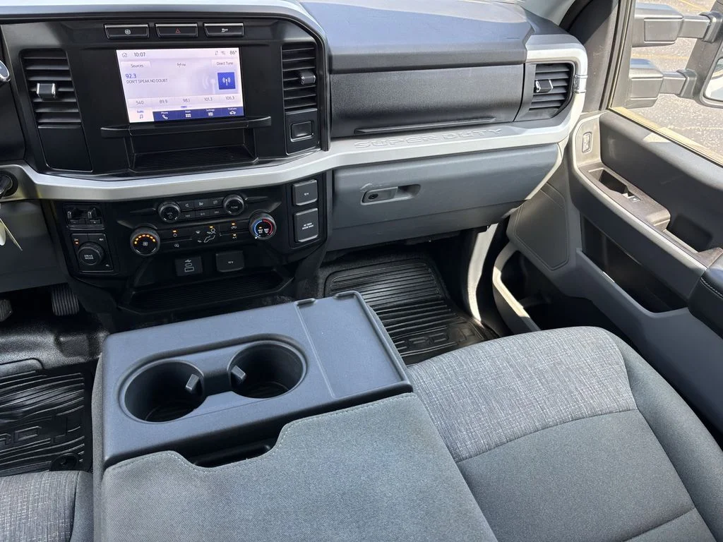 Used 2024 White Ford XLT image 31
