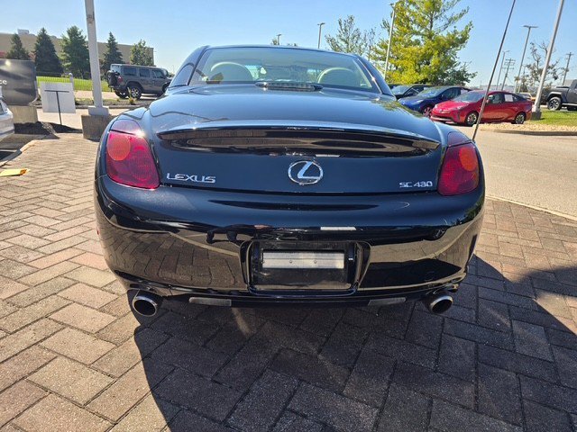 Used 2002 Black Onyx Lexus 430 image 2