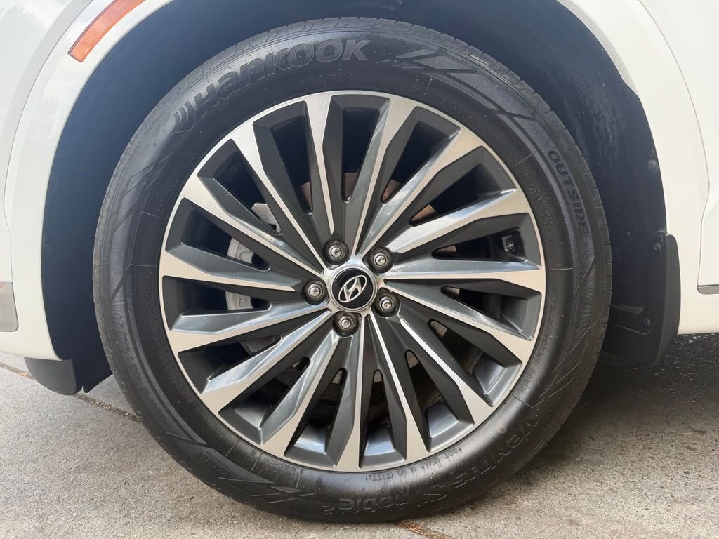 Used 2024 Hyper White Hyundai Calligraphy image 9