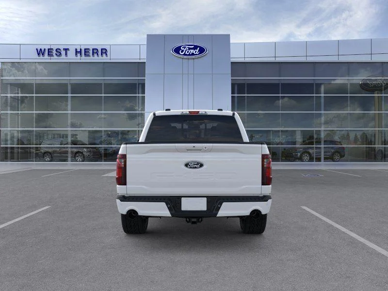 New 2026 Oxford White FORD XLT image 6