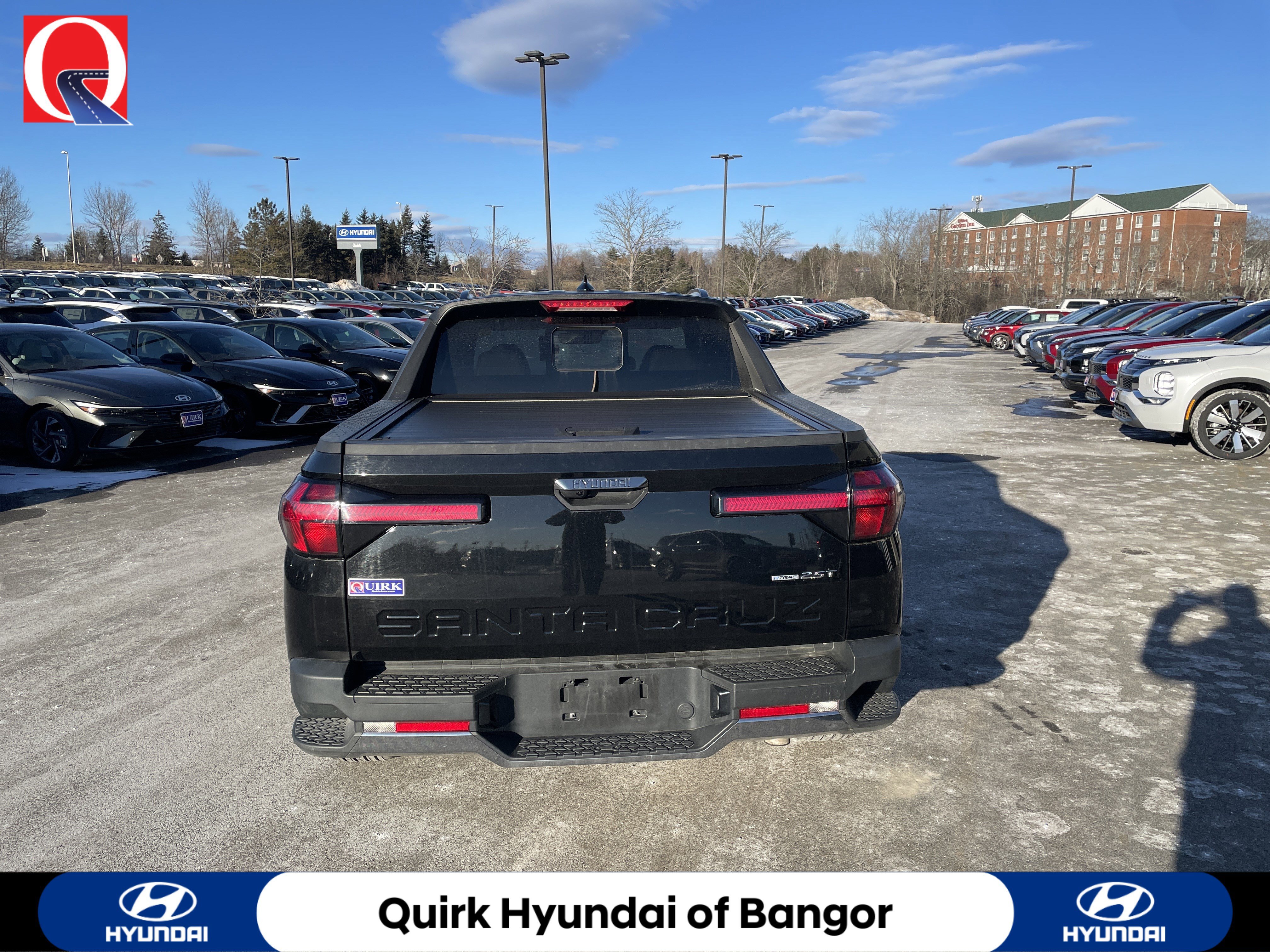Used 2024 Phantom Black Hyundai Limited image 4