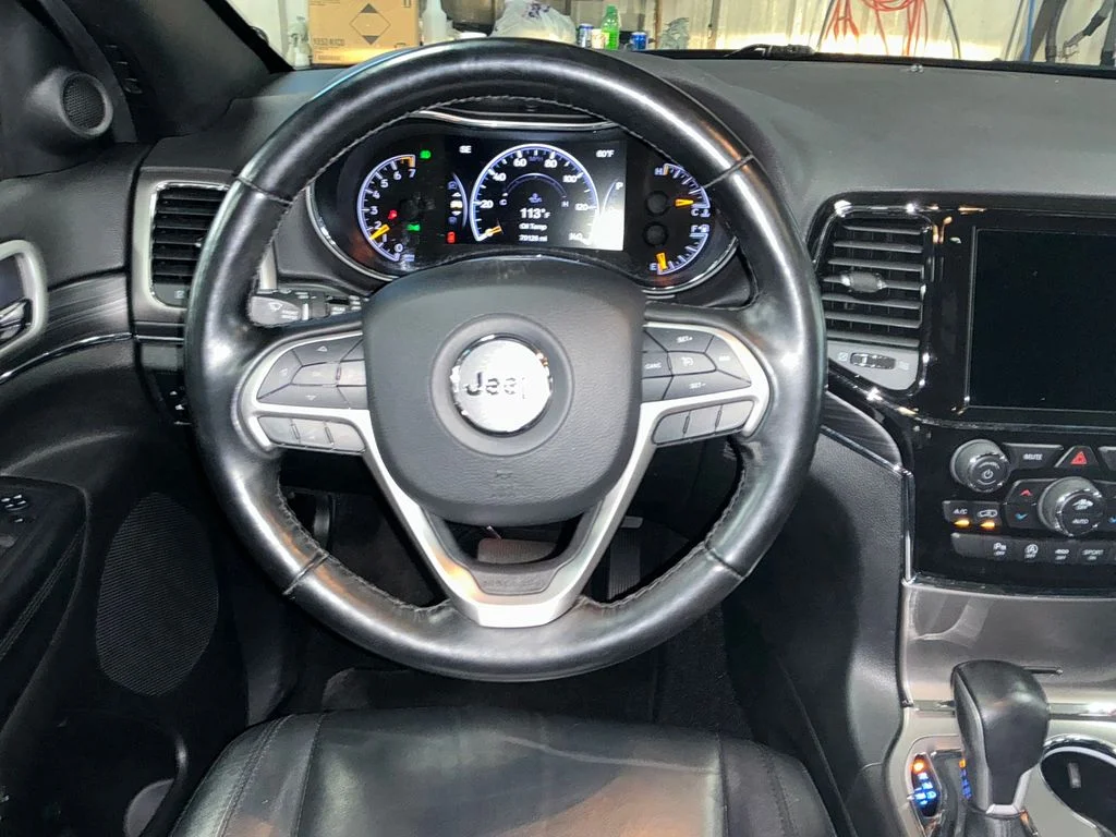 Used 2022 Black Jeep Limited image 17