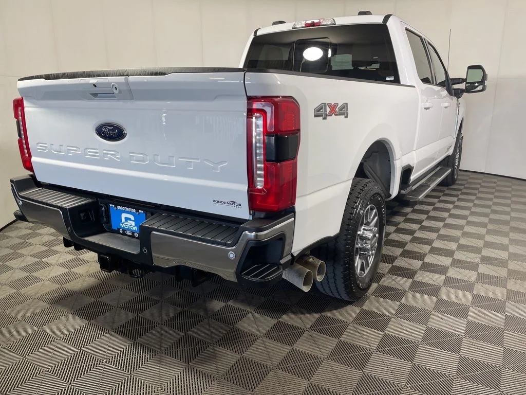 Used 2023 White Ford Lariat image 8