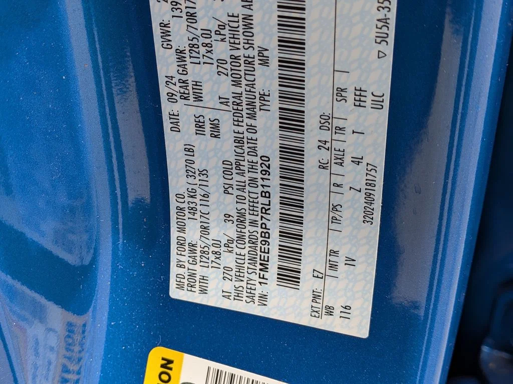 Used 2024 Blue Ford Badlands image 26