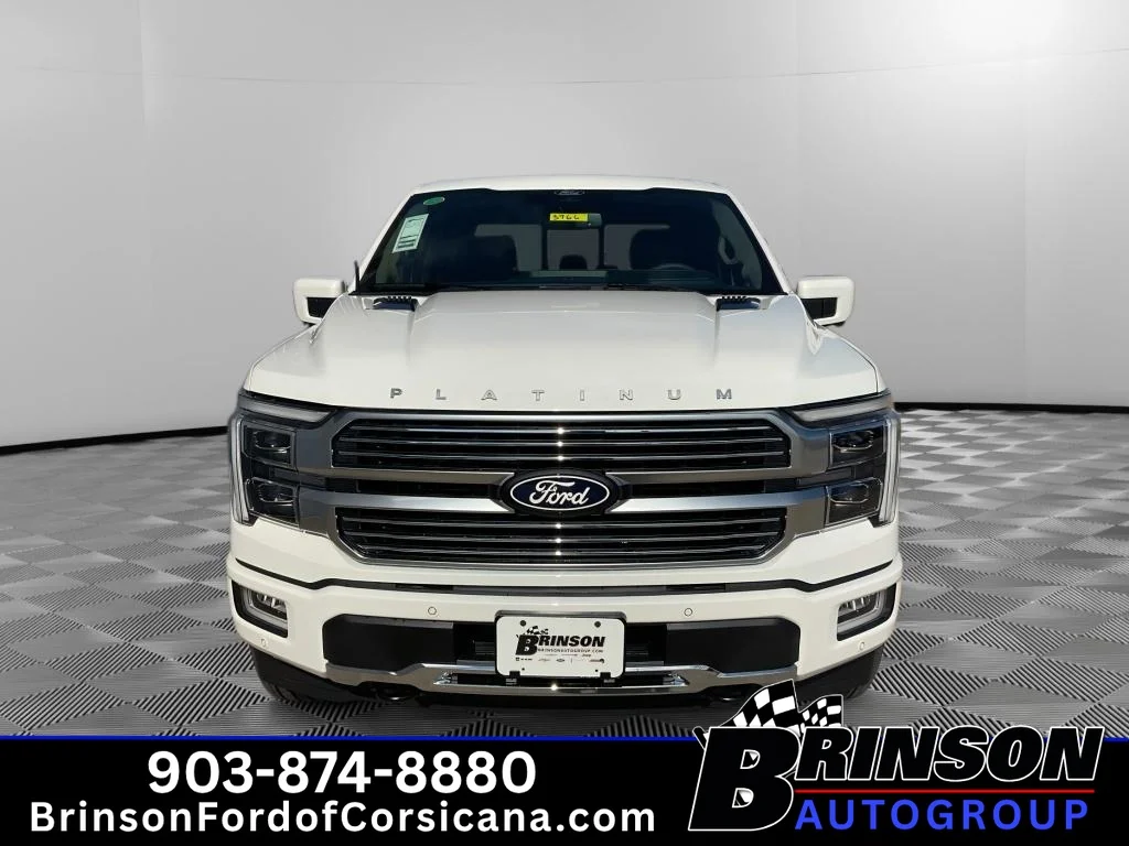 New 2026 Star White Metallic Tri-Coat Ford Platinum® image 2
