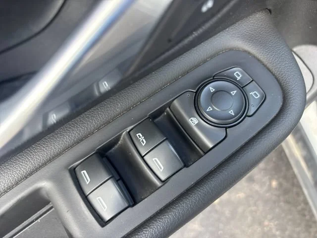 Used 2023 Summit White GMC AT4 image 14