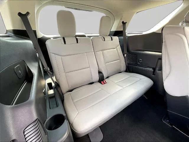 New 2026 Carbonized Gray Metallic Ford Active image 77
