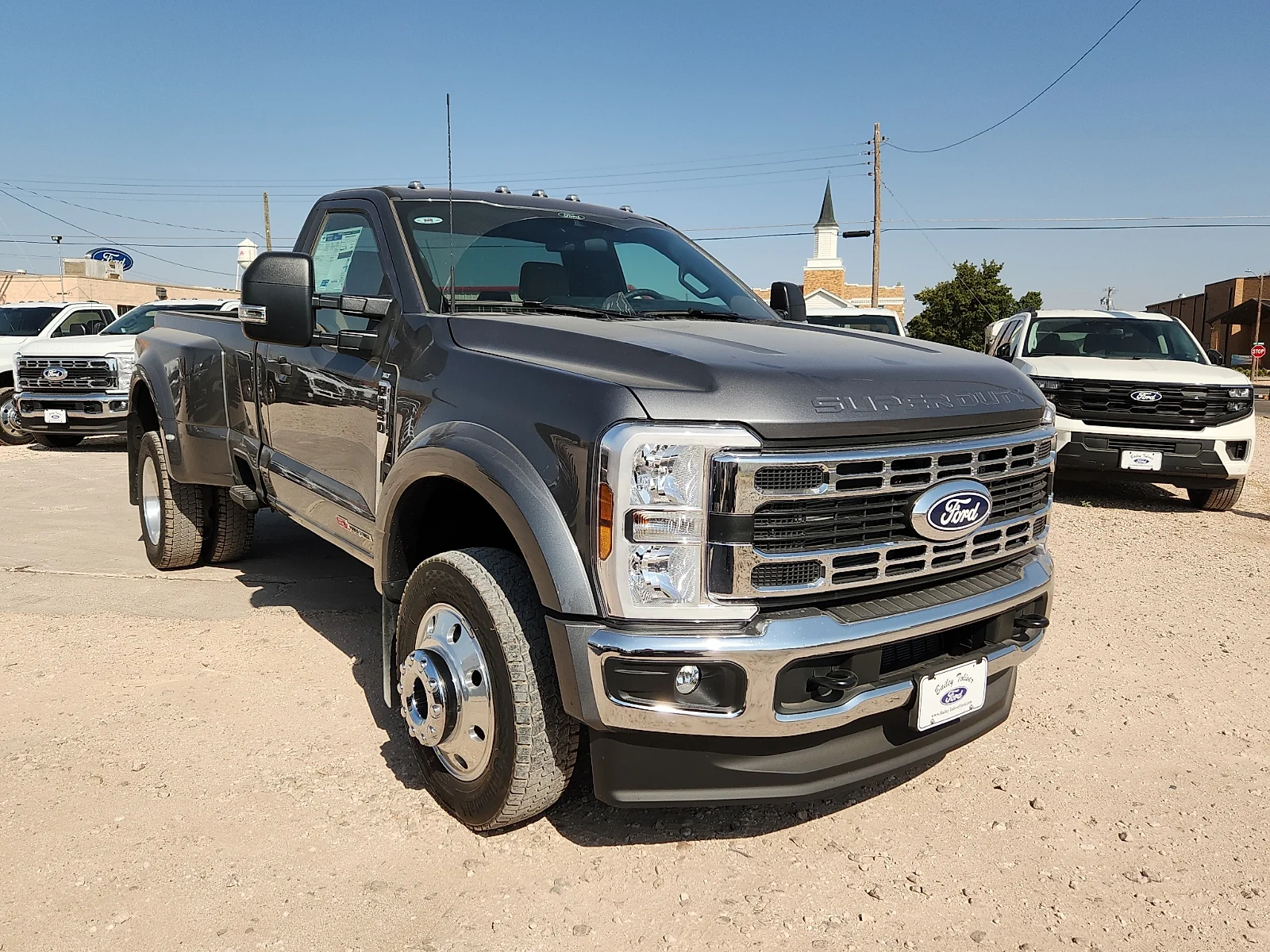 New 2027 Carbonized Gray Metallic Ford XLT image 1