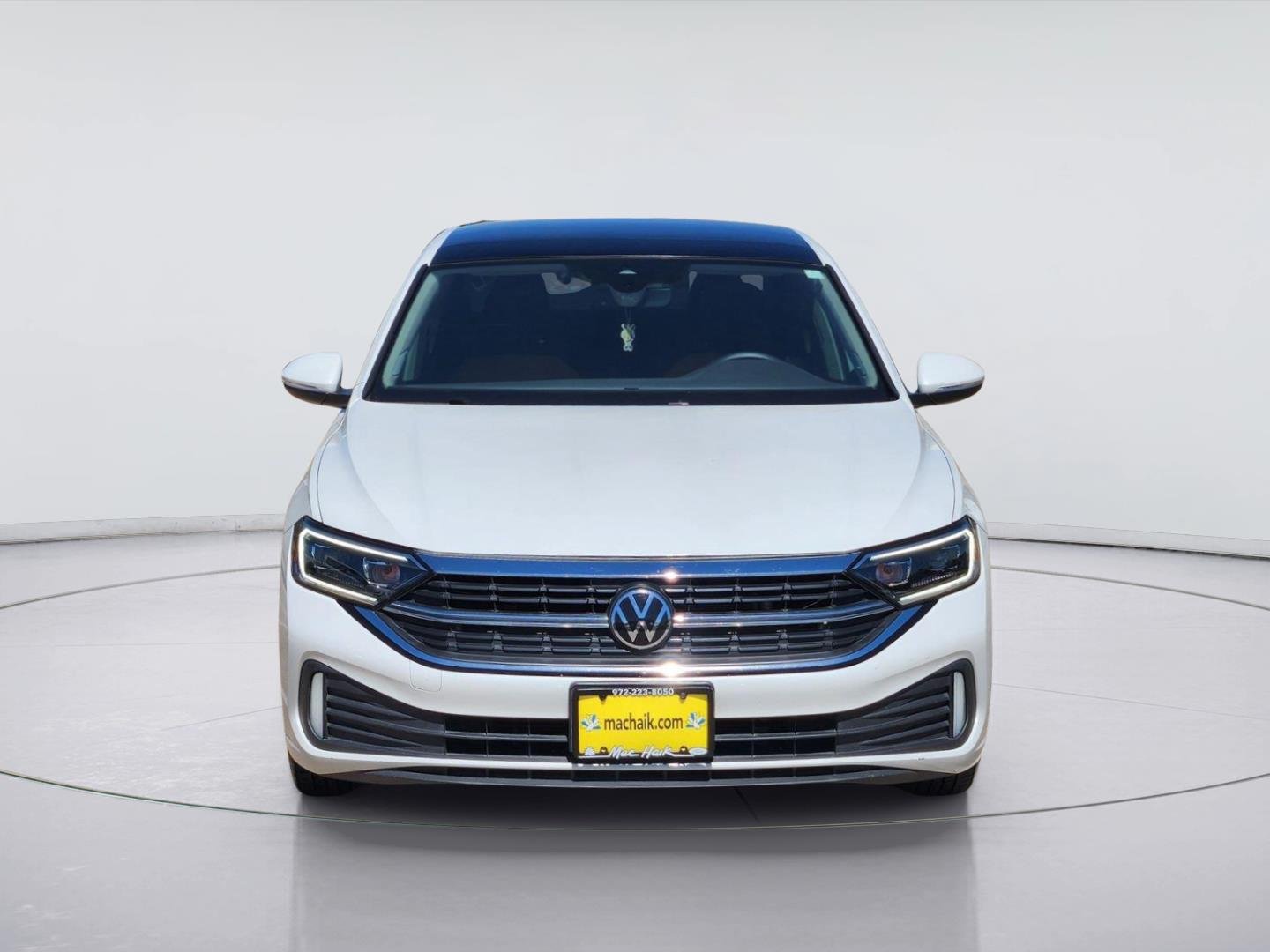 Certified Used 2024 Opal White Pearl Volkswagen SEL image 2
