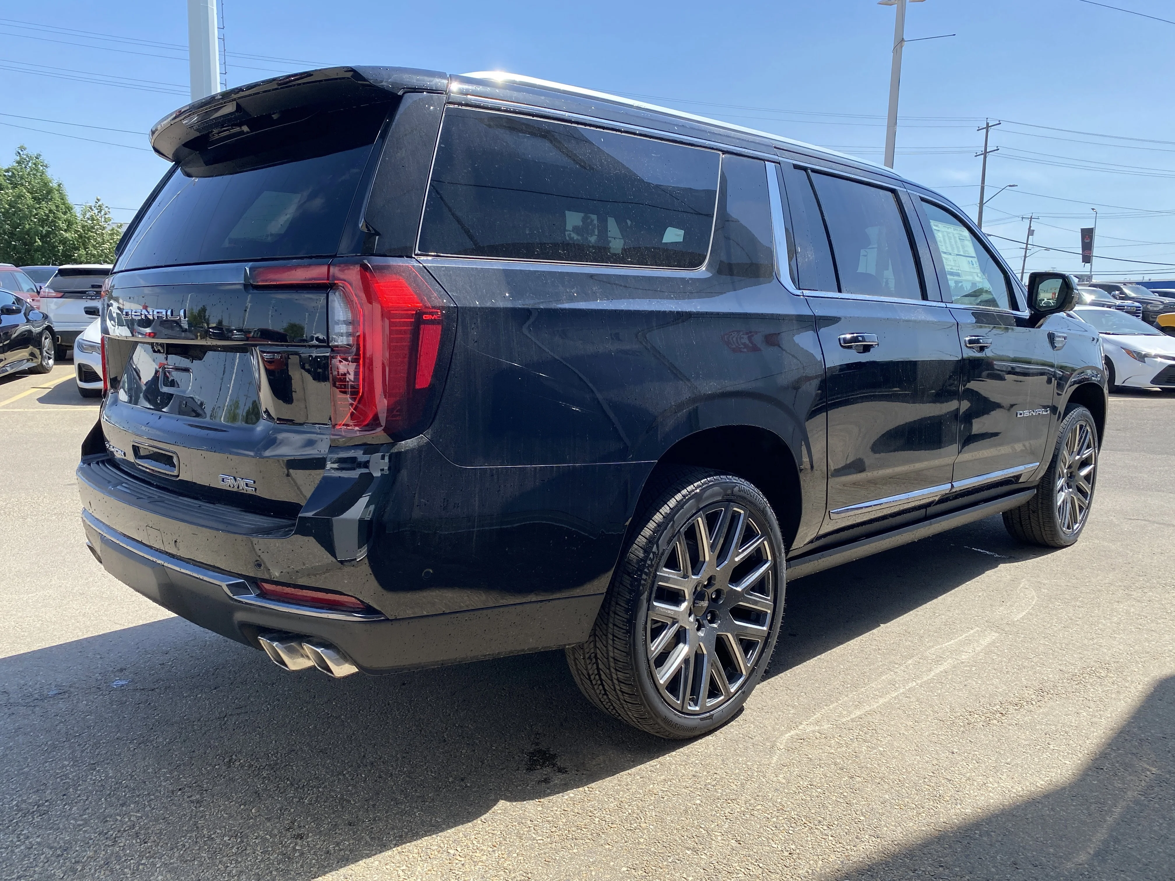 New 2026 ONYX BLACK GMC Denali Ultimate image 7