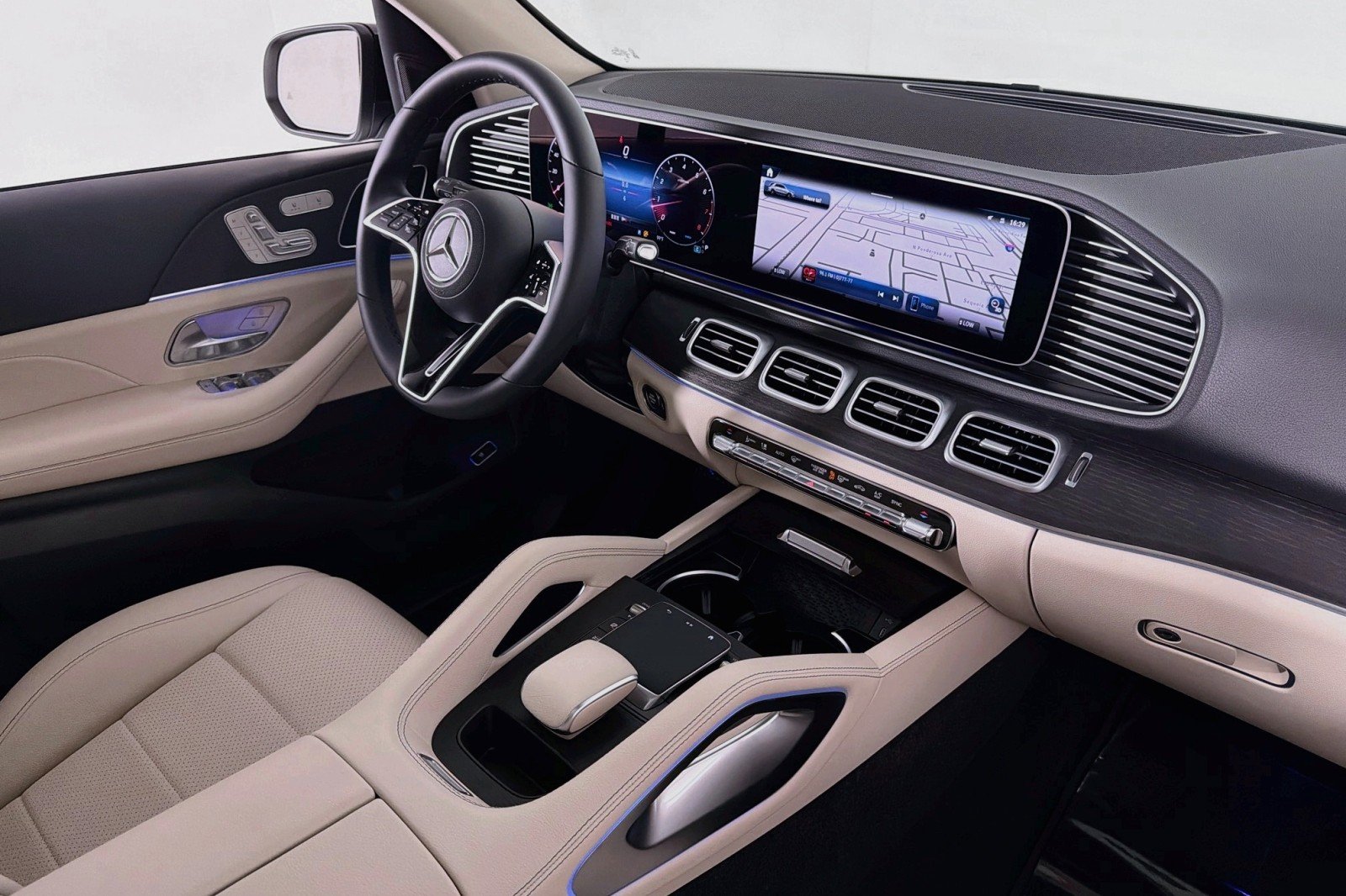 New 2026 Polar White Mercedes-Benz GLE 450 4MATIC® SUV image 15