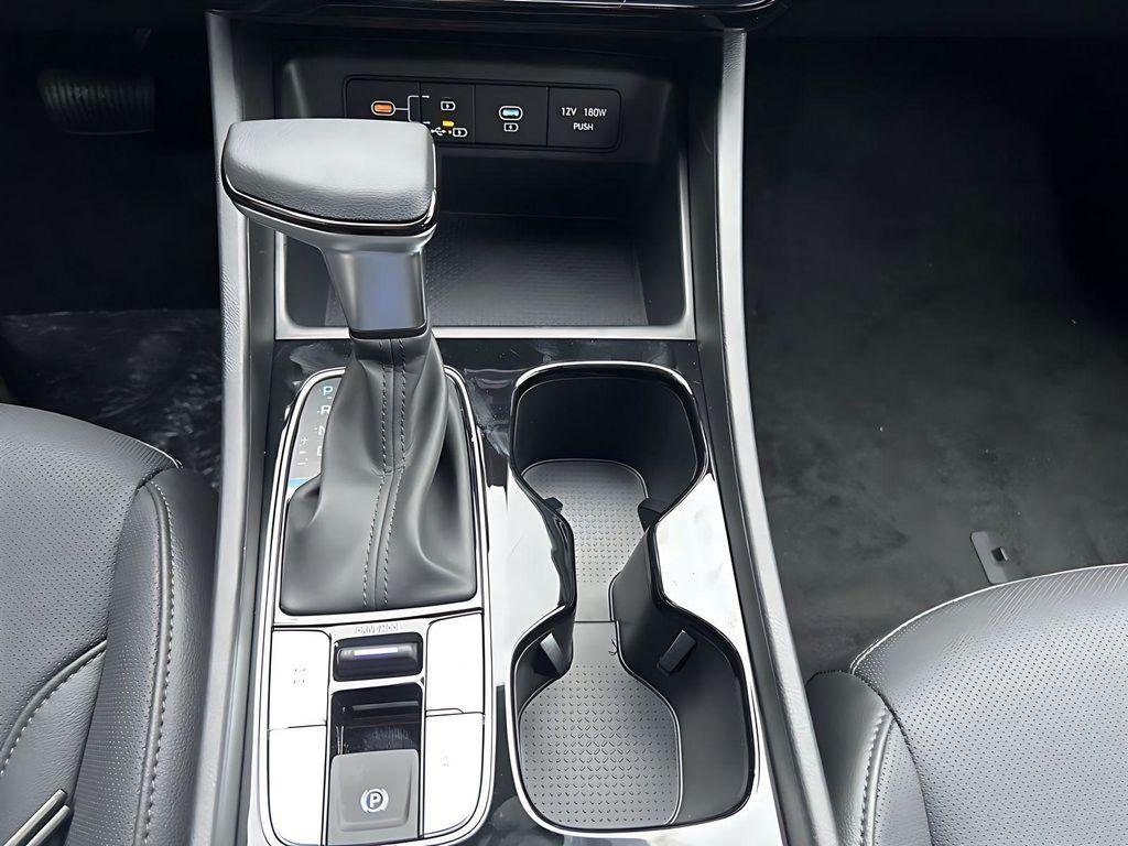 New 2026 Black Hyundai SEL AWD image 18