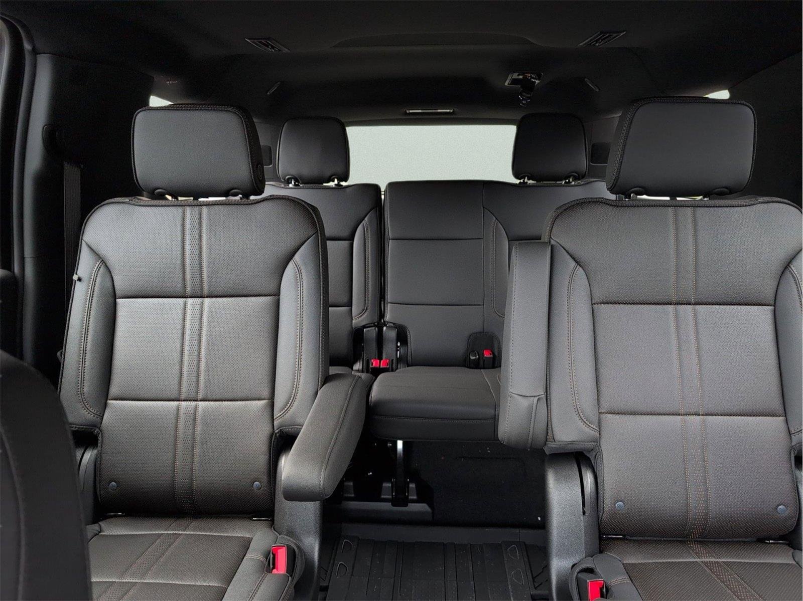 2026 Chevrolet Suburban High Country - Photo 28
