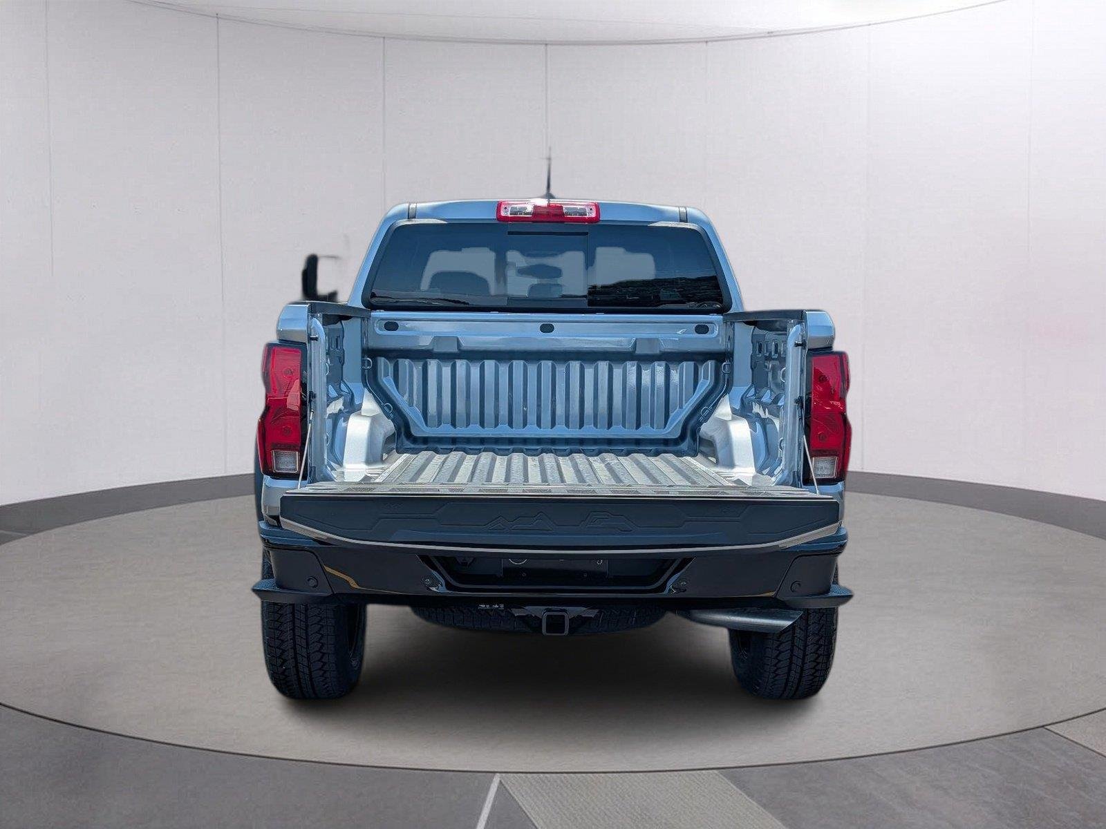New 2026 Sterling Gray Metallic Chevrolet Trail Boss image 5