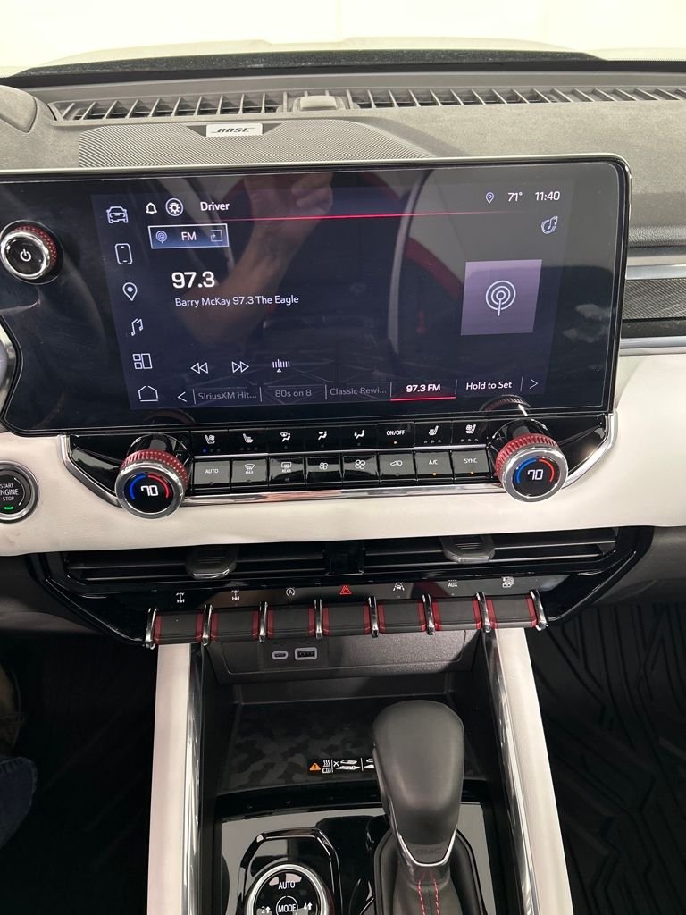 2024 GMC Canyon AT4X - Photo 15