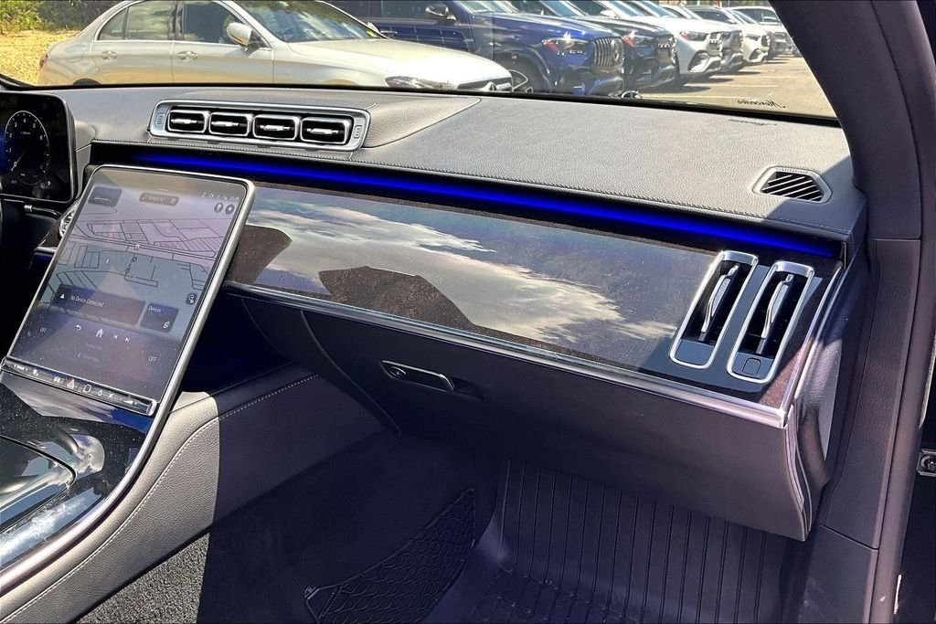Certified Used 2023 Black Mercedes-Benz S 580 image 16
