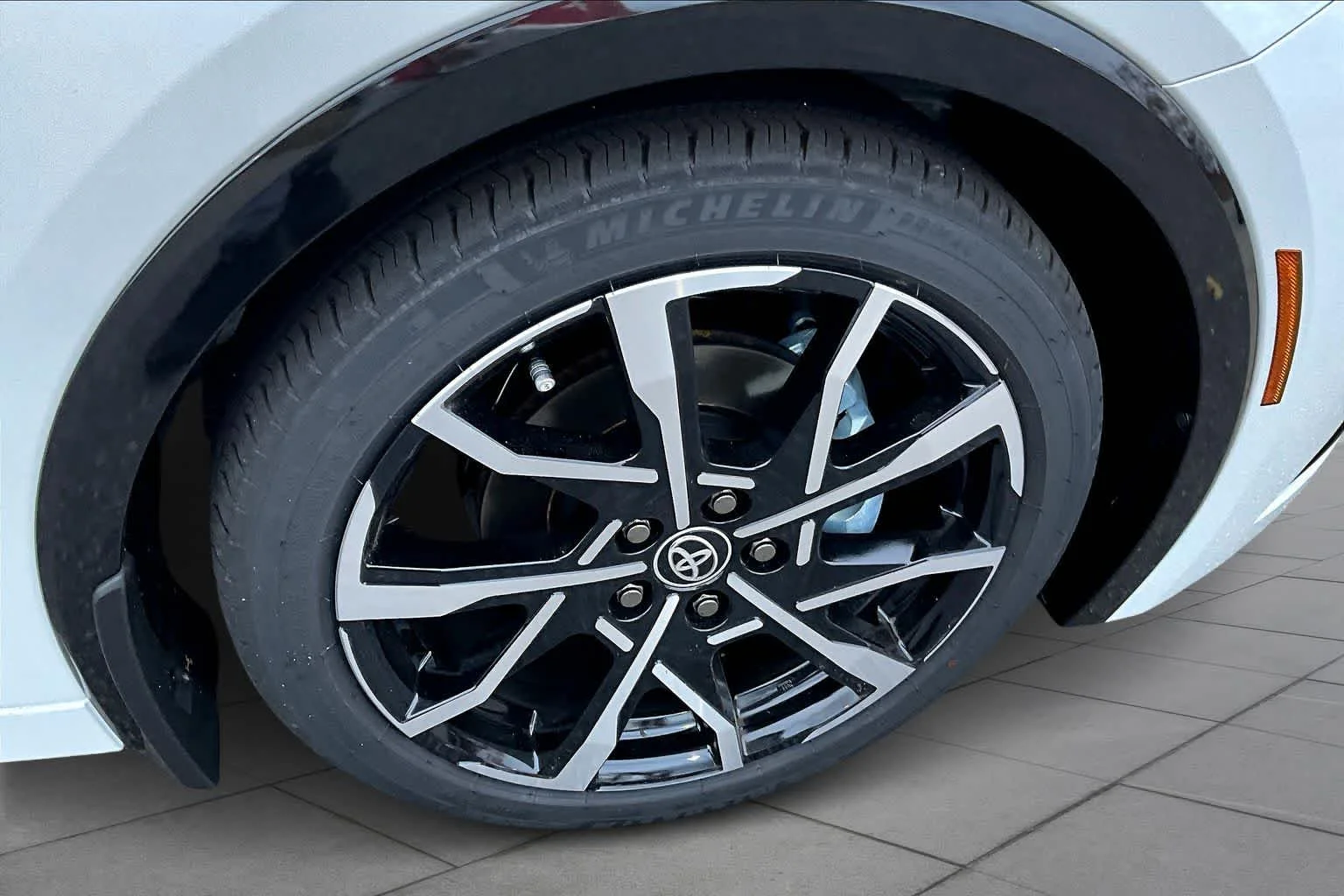 2026 Toyota Prius Plug-in Hybrid XSE - Photo 12