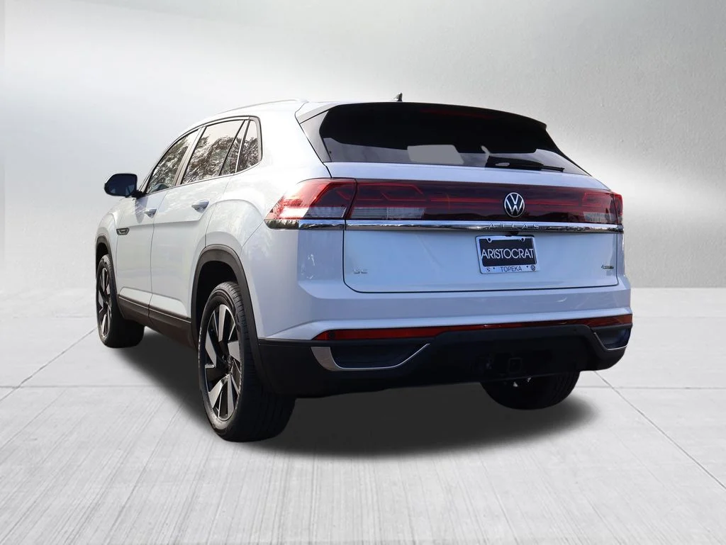 New 2026 White Volkswagen 2.0T SE w/Technology image 20