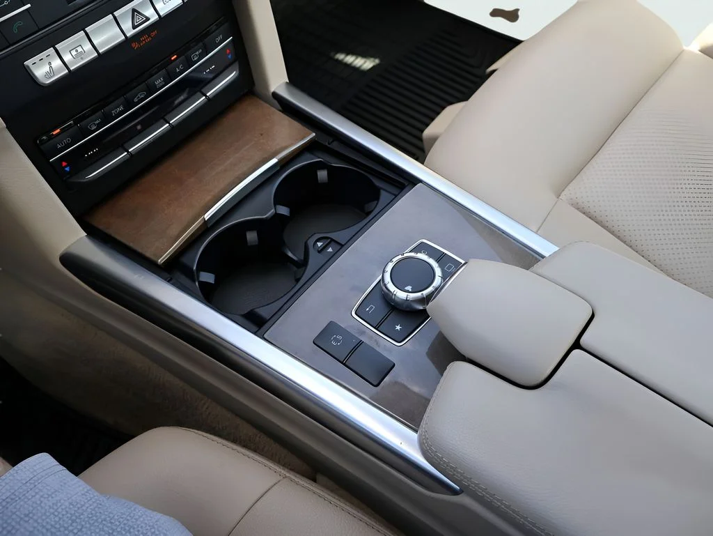 Used 2016 Gray Mercedes-Benz E 350 image 28