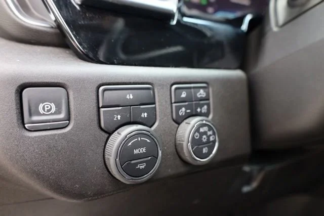 Used 2024 Sterling Gray Metallic Chevrolet LT image 18