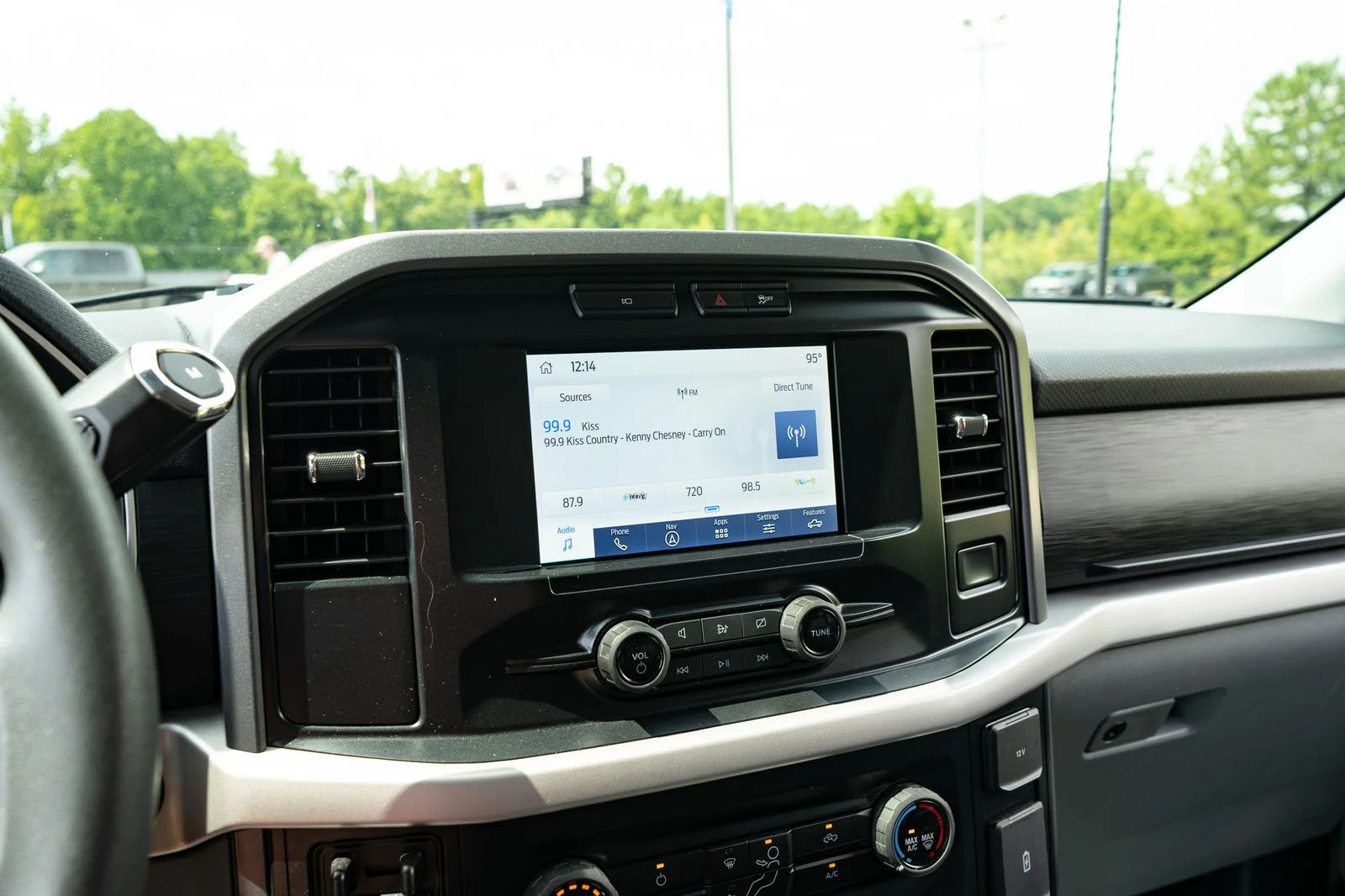 Used 2023  Ford XLT image 23