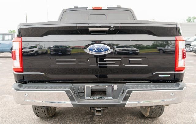 Used 2023 Agate Black Metallic Ford Lariat image 7