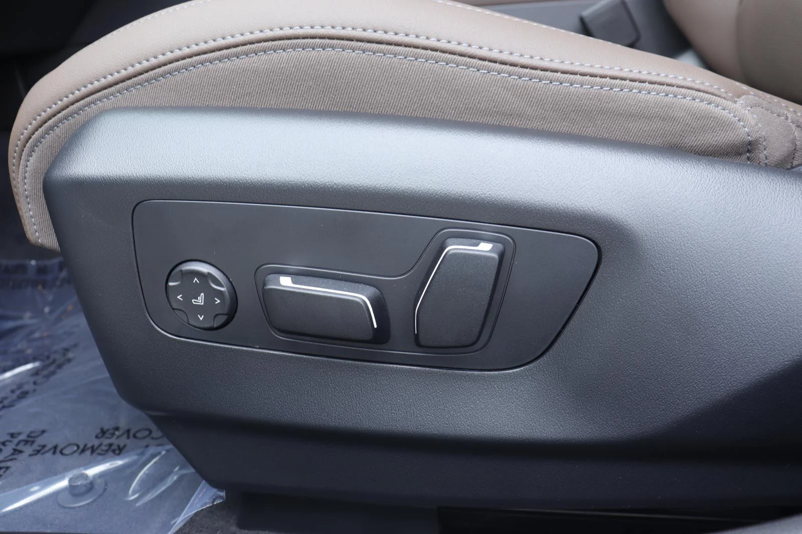 New 2027 Mineral White Metallic BMW 530i image 23