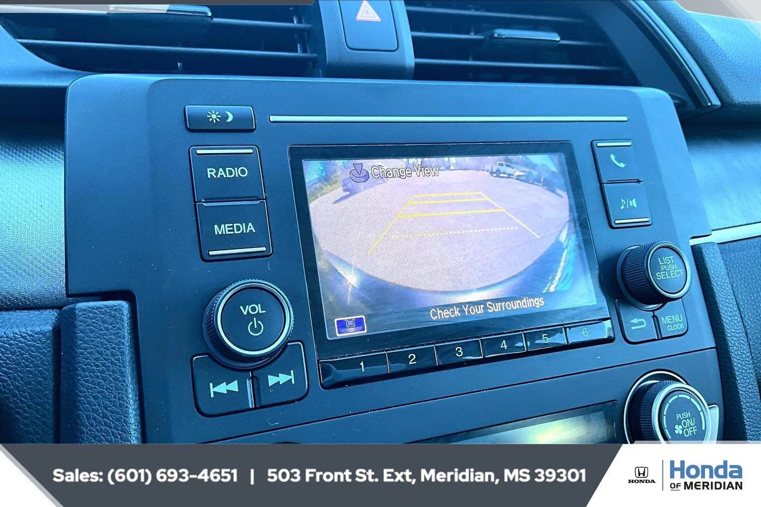 Used 2017  Honda LX image 15