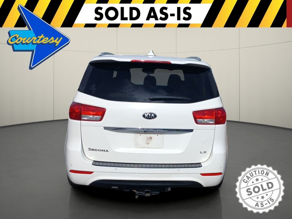 Used 2017 White Kia LX image 6