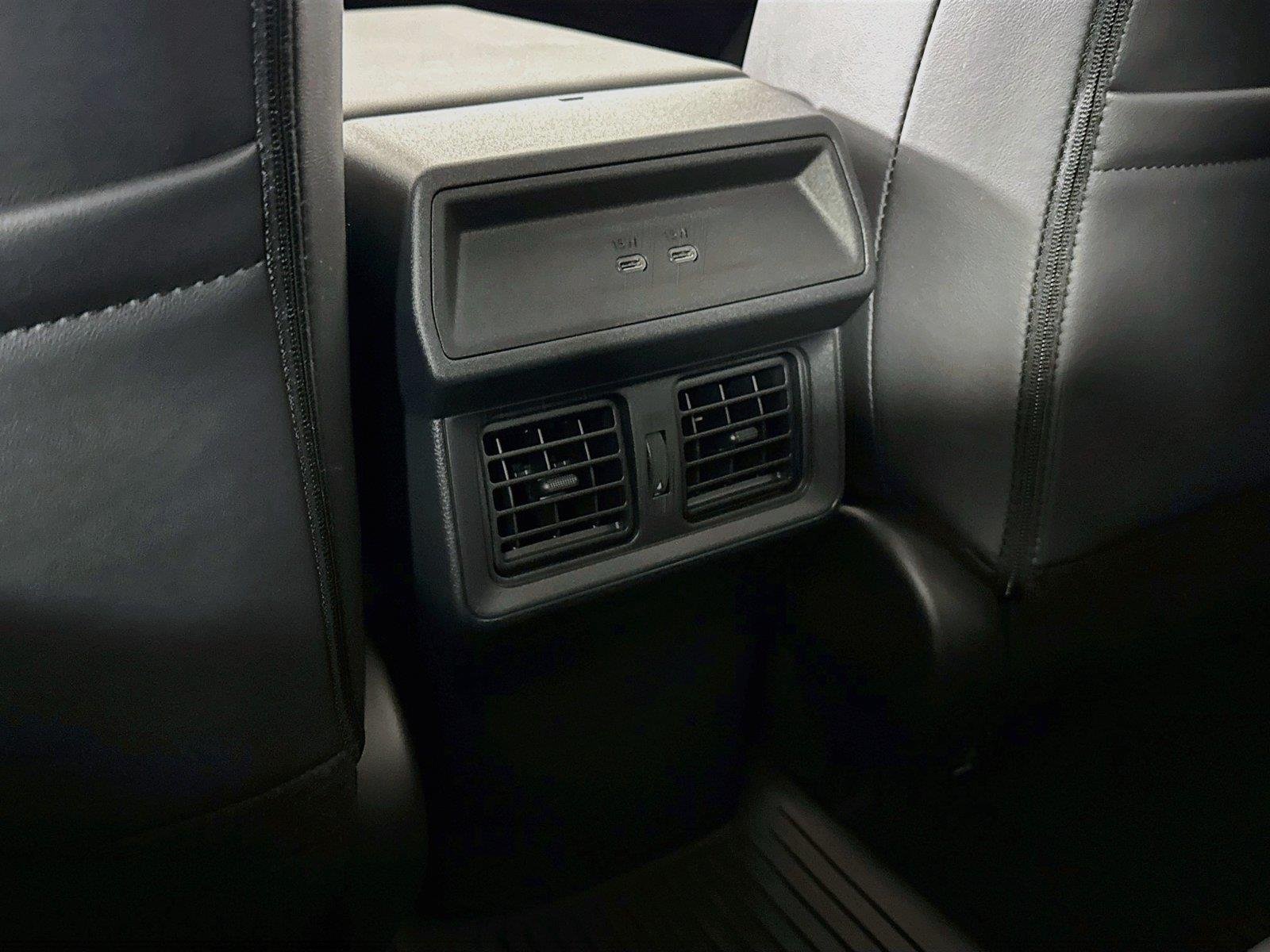 New 2026 Storm Cloud w/Midnight Black Metallic Roof Toyota XSE image 36