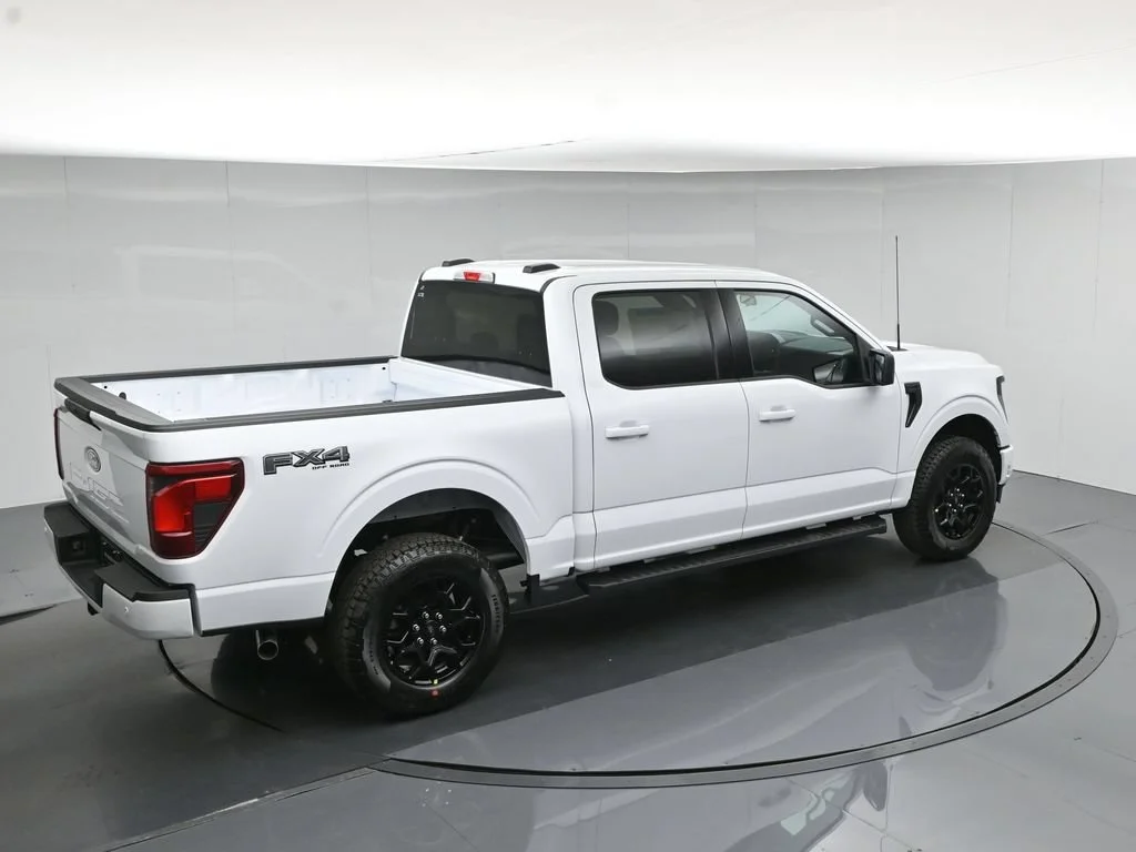 New 2026 White Ford XLT image 39