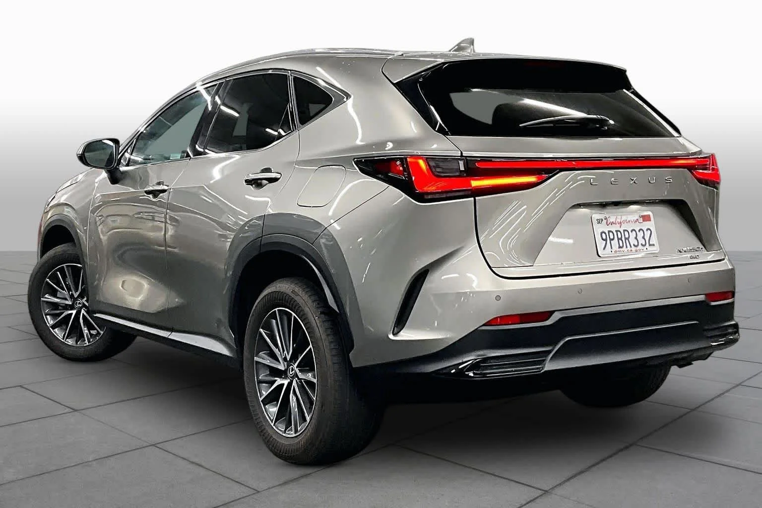 Used 2025 Atomic Silver Lexus Premium image 11