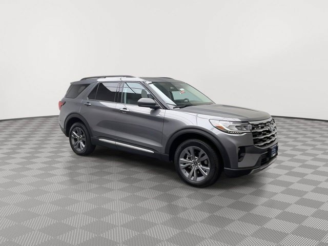 Used 2025 Carbonized Gray Ford Active image 45