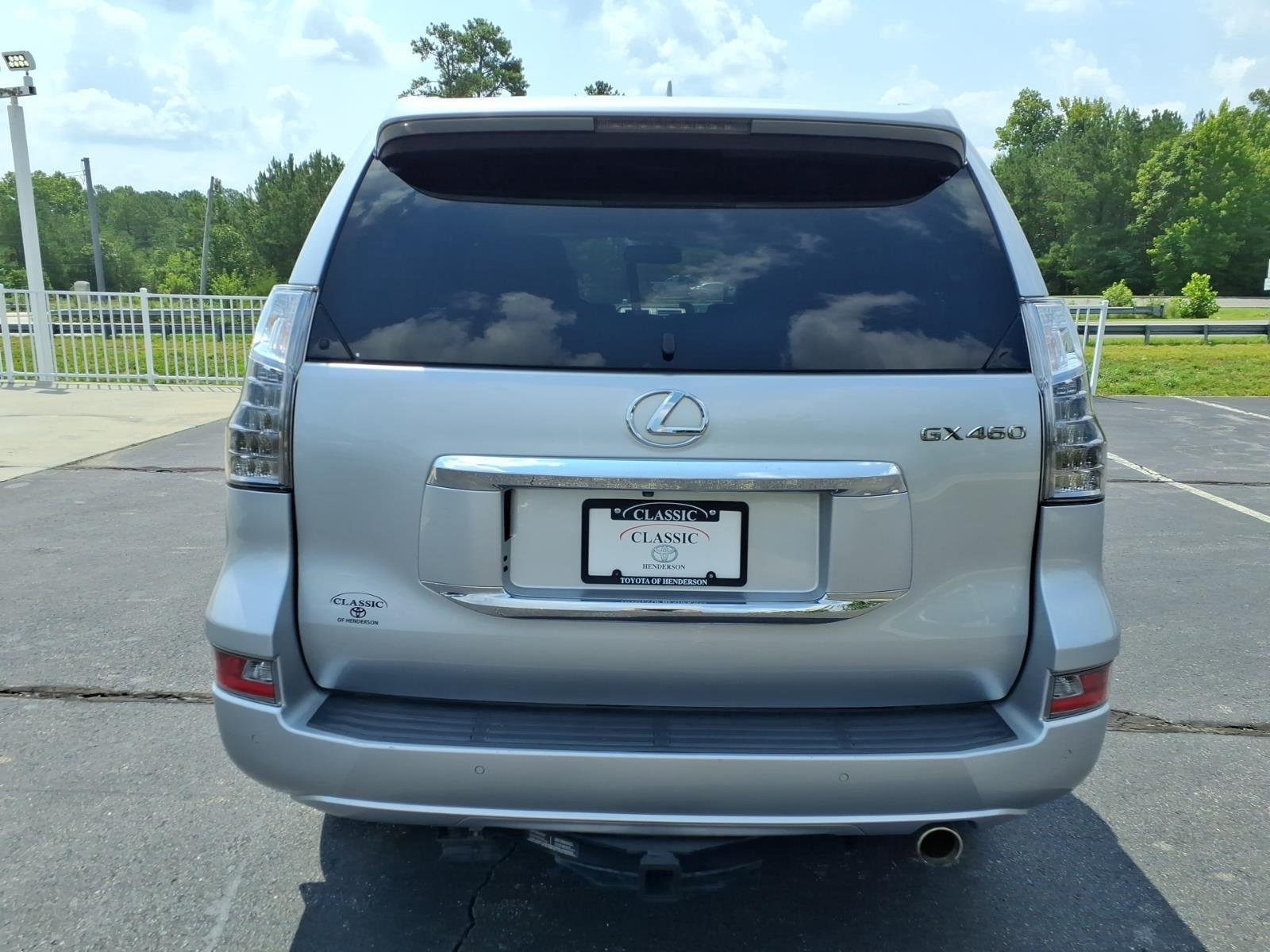 Used 2019 Silver Lining Metallic Lexus GX 460 Premium image 11
