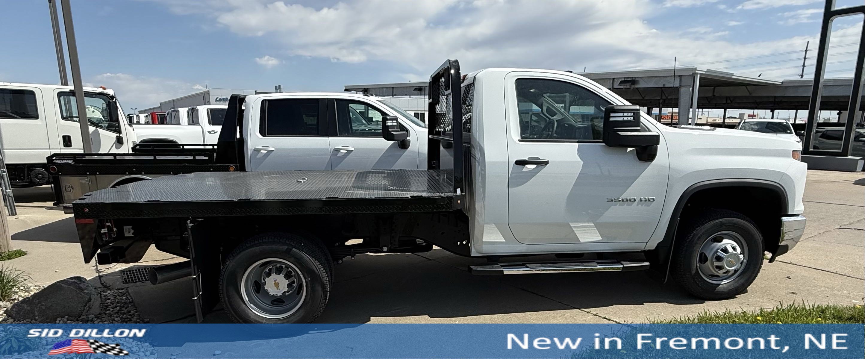 2025 Chevrolet Silverado 3500 HD Work Truck - Photo 11