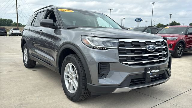 New 2026 Carbonized Gray Metallic Ford Active image 2
