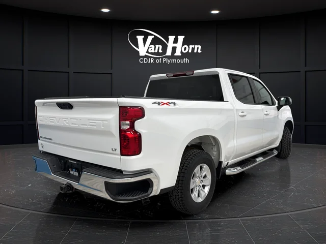 Used 2023 Summit White Chevrolet LT image 3