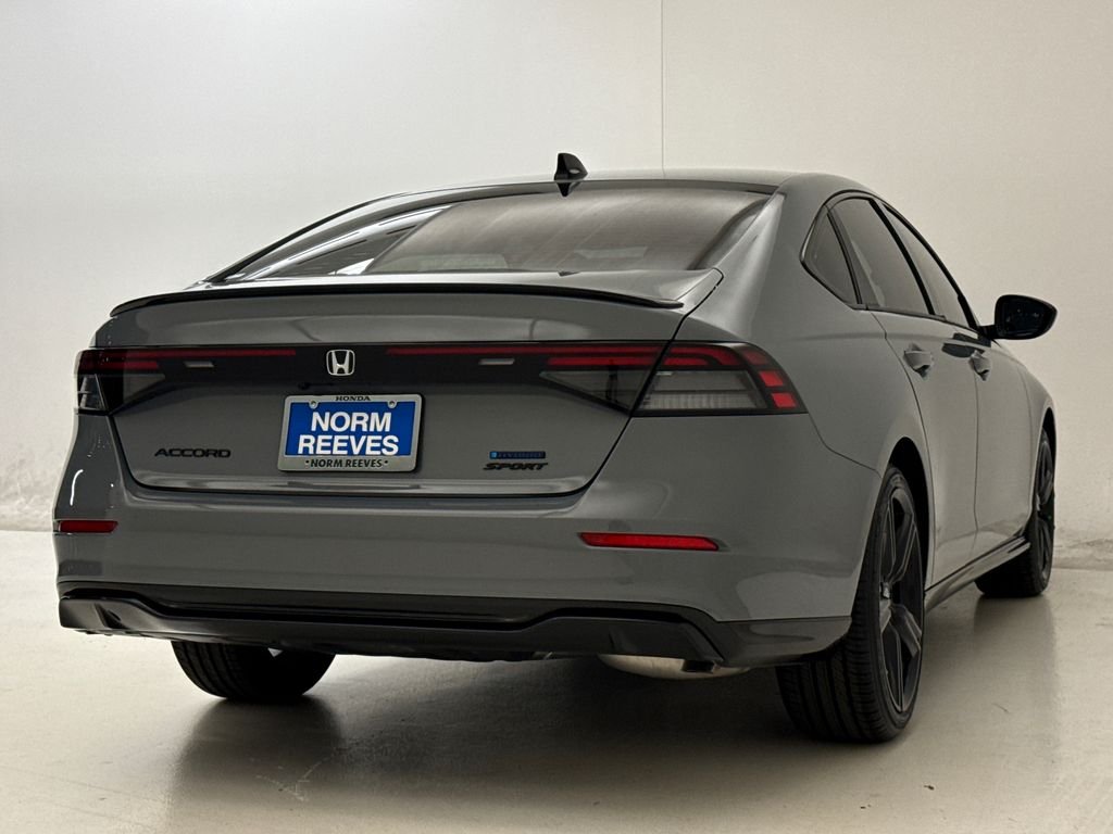 New 2026 Urban Gray Pearl Honda Sport-L image 9