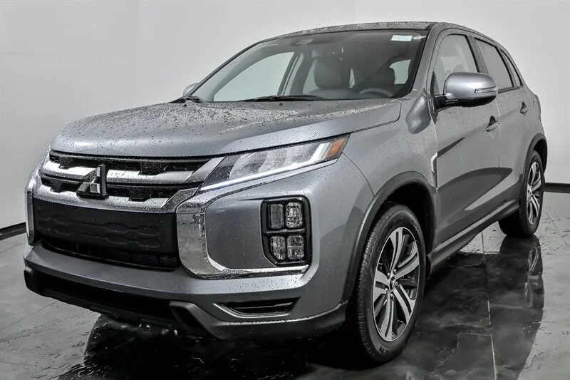 New 2026 Alloy Silver Metallic Mitsubishi SE image 5