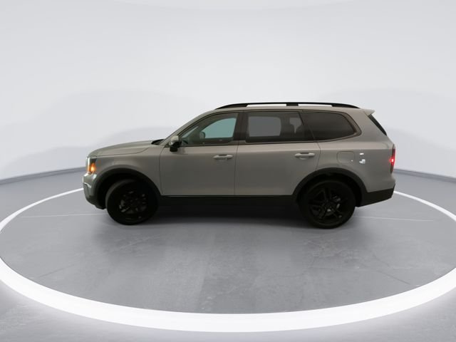 Used 2025 Gray Kia SX-Prestige X-Line image 3