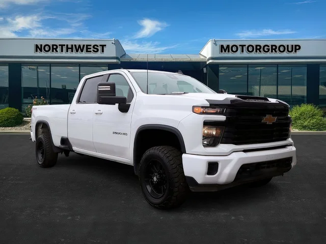 2024 Chevrolet Silverado 3500 LT