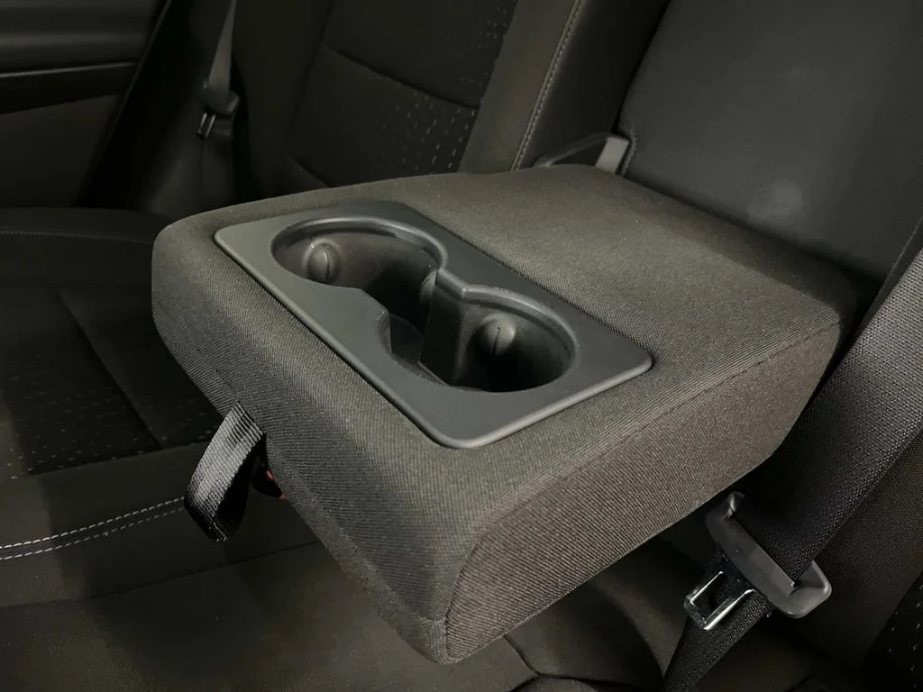Used 2025 Summit White Chevrolet LT image 16